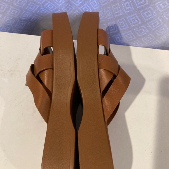 Pilcro Woven Slide Sandals - Picture 8 of 10